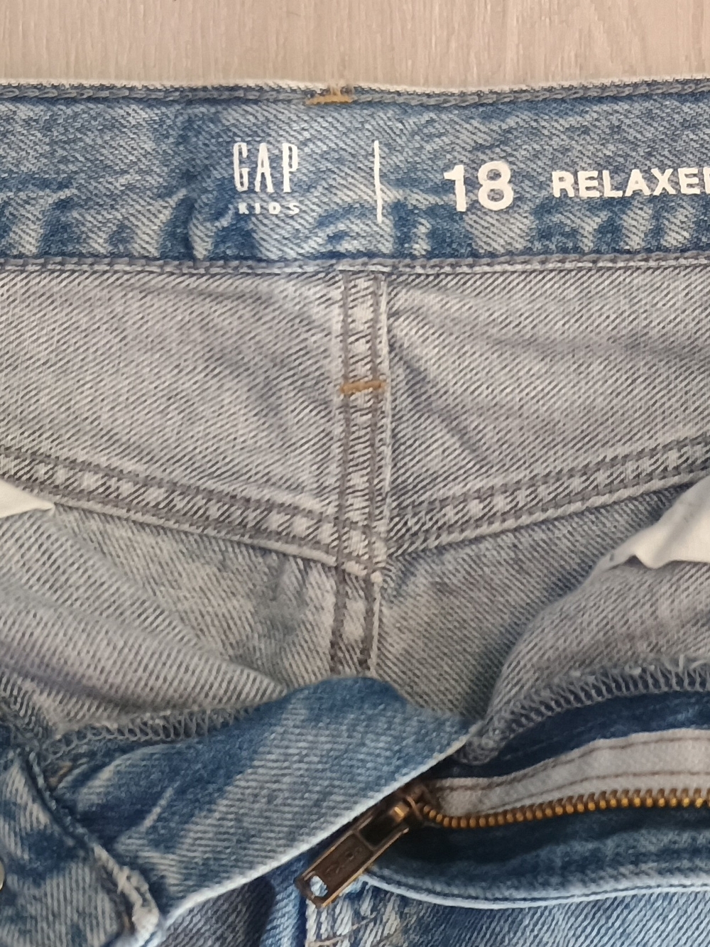 GAP Relaxed Fit Kid's Light Blue Jeans - Size 18